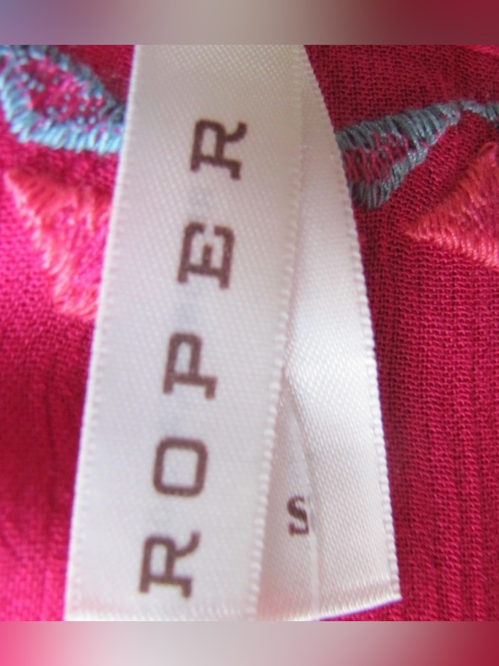 Roper Fuchsia Short Sleeve Cardigan with Skull & Feather Embroidery, Retail $65 - Picture 8 of 9
